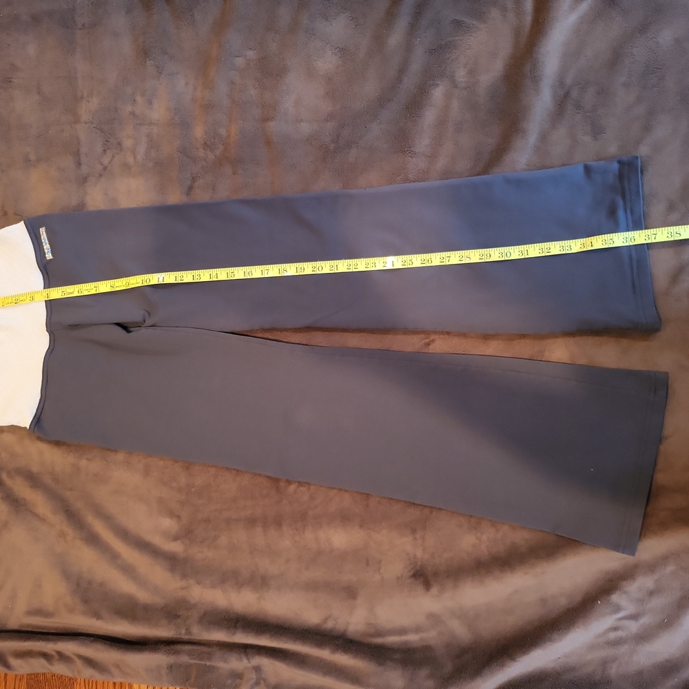 Body Rio Gray Yoga Pants with White Waistband Size OS - Picture 4 of 5